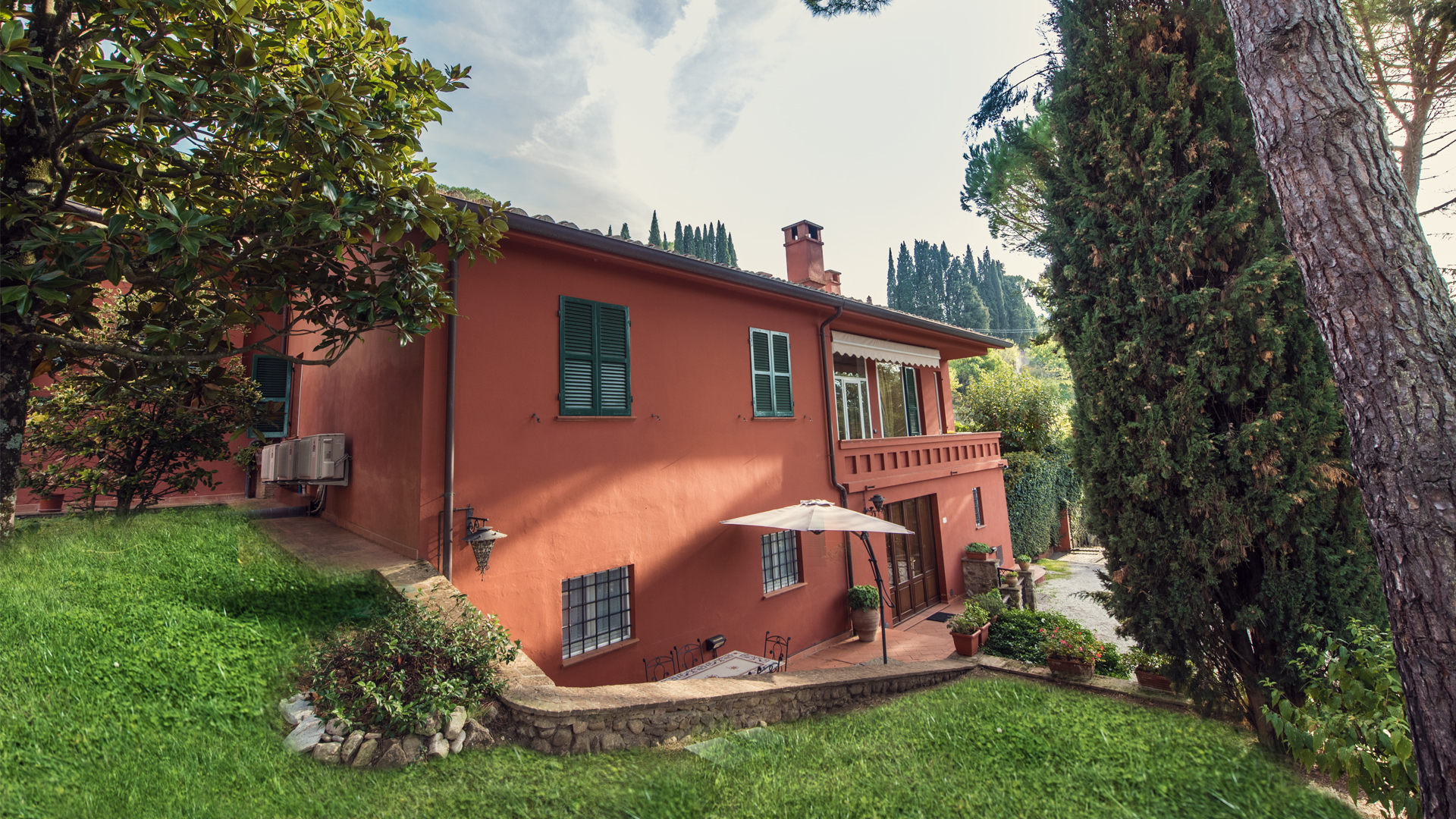 Exclusive villa-holiday rentals in Umbria - cheap and chic | ITALY Magazine