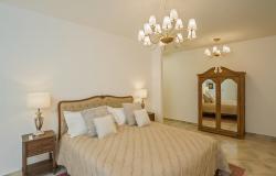Luxury Newly Renovated 2 Bed Italian Palazzo Apartment  - Palazzo Maratea 22