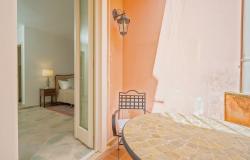 Luxury Newly Renovated 2 Bed Italian Palazzo Apartment  - Palazzo Maratea 25