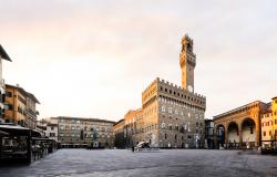 Empty Piazza della Signoria in Florence