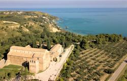 7-day Authentic E-Cycling, Walking, Cultural and Culinary Tours in Abruzzo with Italia Sweet Italia 1