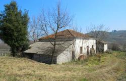 Farm house to restore in Abruzzo Italy