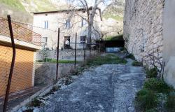 Detached town house in Abruzzo Italy