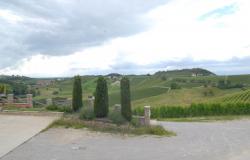 country house for sale in Dogliani / Langhe