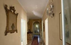 Montebelluna ( Treviso) charming villa with park. ref.52a 5