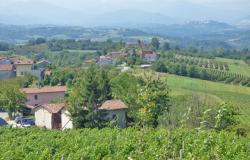 country house for sale in langhe area