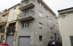 220sqm town house on 4 levels with garage, 2 balconies and habitable. 0