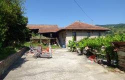 A farmhouse in a hamlet in the Alta Langa - GZG010