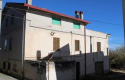 Property for Sale in Civitella Messer Raimondo town  Chieti Province, in Abruzzo Central Italy.