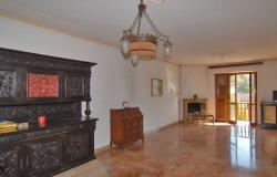 In Proximity of the Town´s Center, a House with 5 Apartments, Garages and a Cellar - DGL220