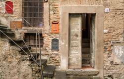 Apartment restored in the medieval borgo of Bracciano on Lake Bracciano, Rome Province, Lazio 1