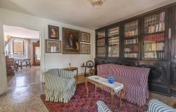 VENICE – Fascinating land/sky townhouse in the heart of Cannaregio. Ref. 190 c 17