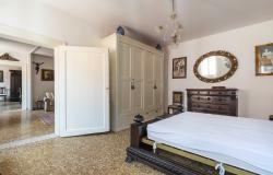 VENICE – Fascinating land/sky townhouse in the heart of Cannaregio. Ref. 190 c 29