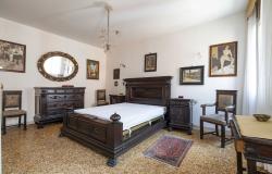 VENICE – Fascinating land/sky townhouse in the heart of Cannaregio. Ref. 190 c 30