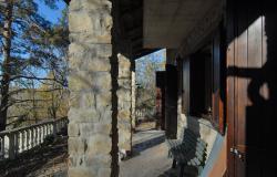 Stone House with Land in Panoramic Location - CML023