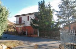 Freestanding House with Garden Close a Few Steps from the Village Center - SLC001