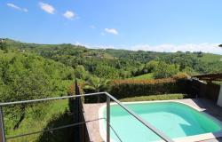 House with Pool Amid Vineyards / BLV029