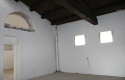 Historic and listed building from 1875 with 135sqm apartment in the old center of this typically Italian City 10