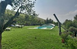 Stone house with swimming pool and panoramic view - CEV005