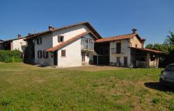 Country house for sale