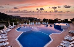 Coast of Gods, studio apartment with courtyard - Swimming pool and stunning views. Ref 48k 0