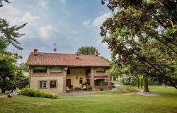 Elegant residence with 1 ha of land, swimming pool and tennis court / VNM004