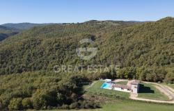 Casale in vendita in Umbria con spa interna 2