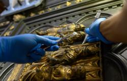 Restoring Florence Baptistery's doors