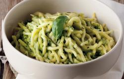 Trofie pasta with pesto sauce 