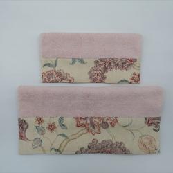 towel set with fabric border