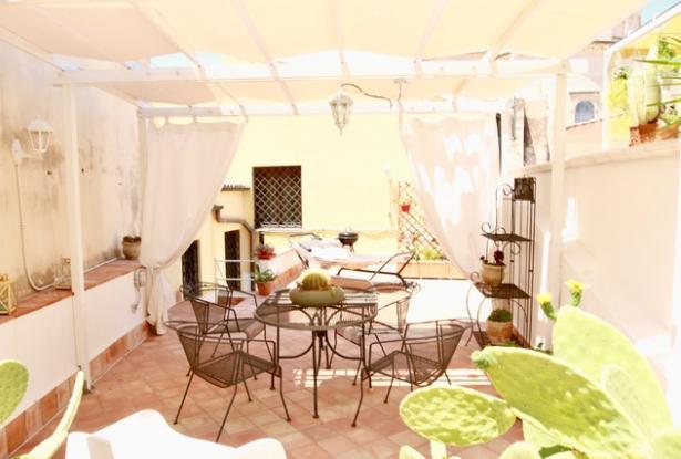 Detached House in Siracusa, Vicolo II via del crocefisso Ortigia - Ref ...