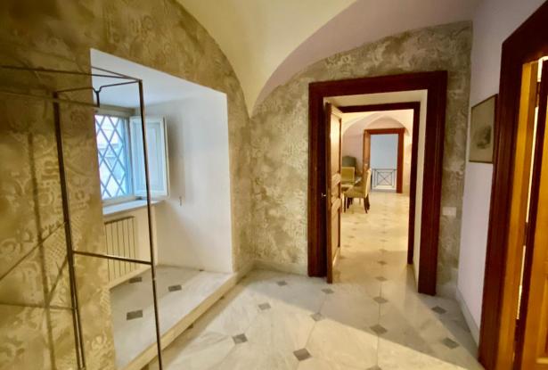 Apartment in Rome, Rome - historic centre - one bedroom apartment in ...