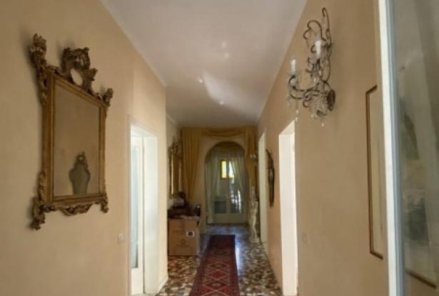 Villa in Montebelluna, Montebelluna ( Treviso) charming villa with park ...