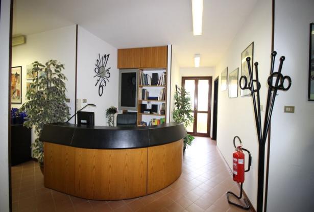 Villa with Garden and Terrace / VCF006 Villa with Garden and Terrace / VCF006