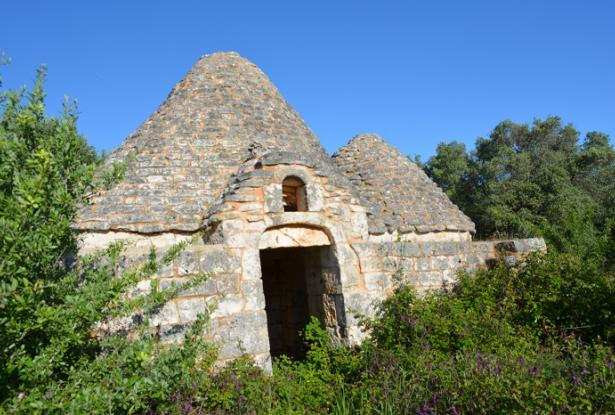 Trullo with panoramic views 0