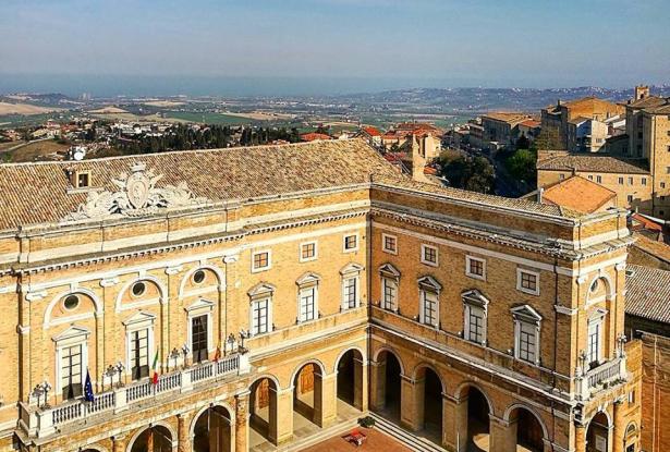 Scuola Dante Alighieri Campus L Infinito Recanati ITALY Magazine