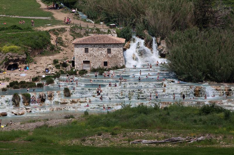 saturnia waterfall