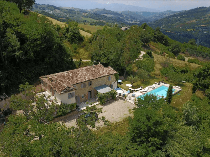 italian farmhouse 