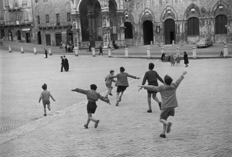 Henri Cartier-Bresson, Siena, 1953 © Fondation Henri Cartier-Bresson / Magnum Photos