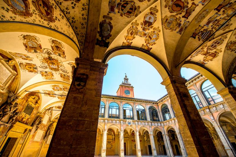 A Stroll Around The University Of Bologna | ITALY Magazine