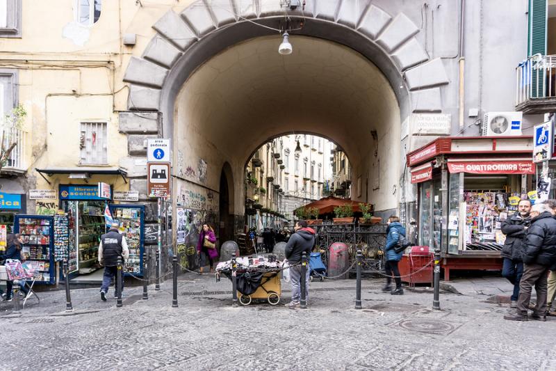 mangiamaccheroni in naples