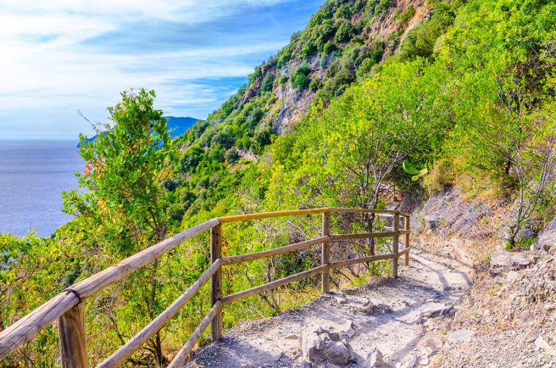 Hiking trail in Liguria