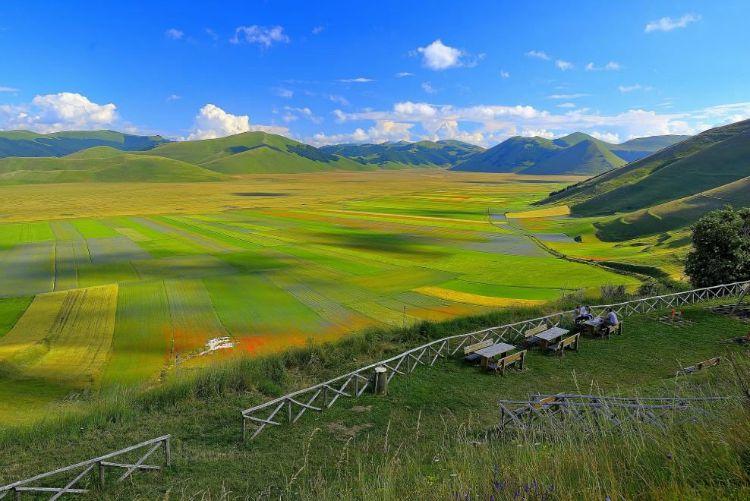 Annual flower blooming event on Castelluccio's plateaus