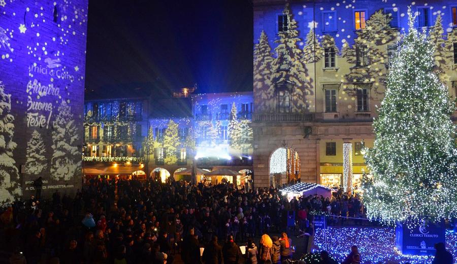 Christmas lights Italy