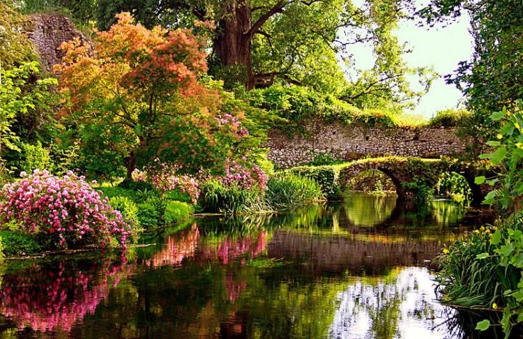 Giardino di Ninfa, Cisterna di Latina (Latina)